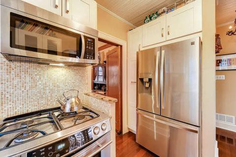 934 N Spring St, Elgin, IL 60120 photo 15