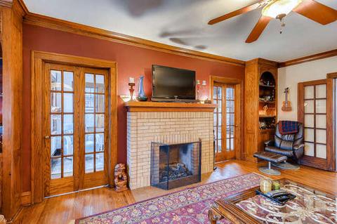 934 N Spring St, Elgin, IL 60120 photo 8