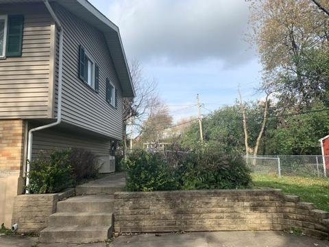 520 Amherst Ln, Hoffman Estates, IL 60169 photo 2