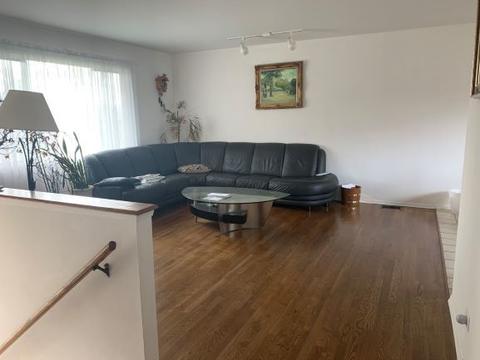 520 Amherst Ln, Hoffman Estates, IL 60169 photo 4