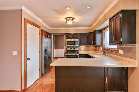 832 S Prospect Ave, Bartlett, IL 60103 photo 6