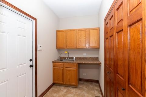 1500 Fox Path Ct, Hoffman Estates, IL 60192 photo 10