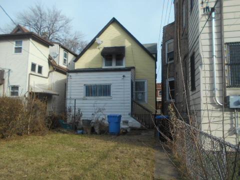 7530 S Champlain Ave, Chicago, IL 60619 photo 2