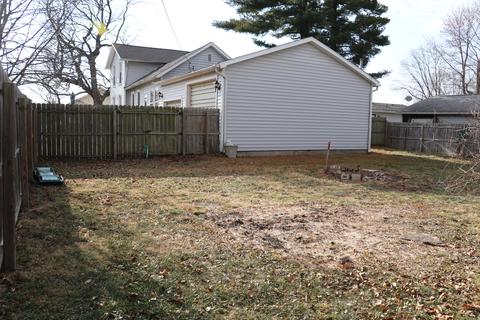 521 E Webster St, Clinton, IL 61727 photo 20