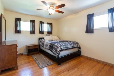 7155 W Wright Ter, Niles, IL 60714 photo 5