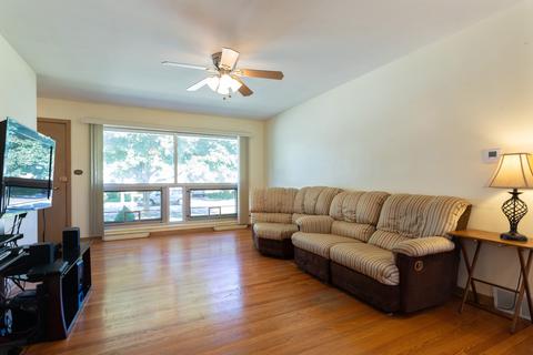 7155 W Wright Ter, Niles, IL 60714 photo 2