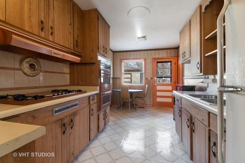 170 Bradley Ln, Hoffman Estates, IL 60169 photo 6
