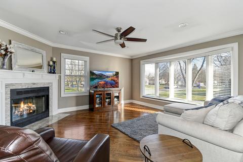 902 S Williston St, Wheaton, IL 60187 photo 5