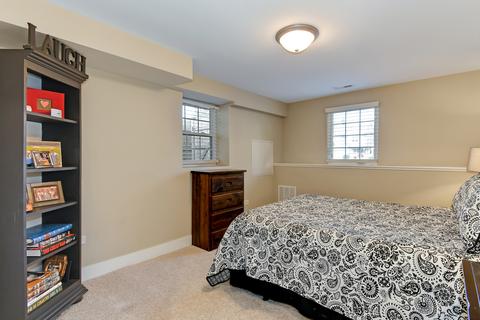 902 S Williston St, Wheaton, IL 60187 photo 17