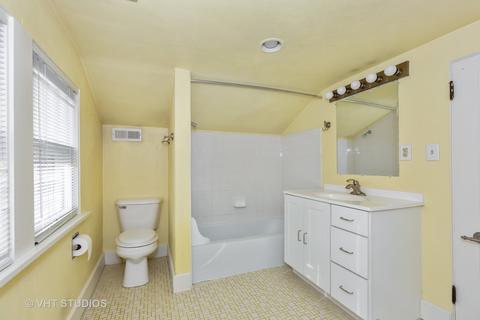 656 N Eagle St, Naperville, IL 60563 photo 12