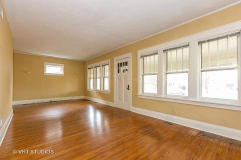 656 N Eagle St, Naperville, IL 60563 photo 3