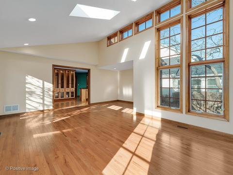 115 White Oak Dr, Wheaton, IL 60187 photo 9