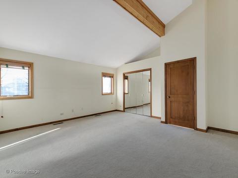 115 White Oak Dr, Wheaton, IL 60187 photo 14