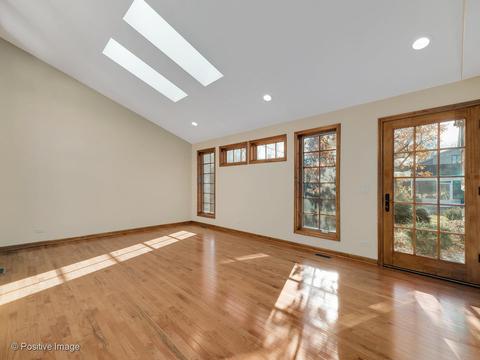 115 White Oak Dr, Wheaton, IL 60187 photo 10
