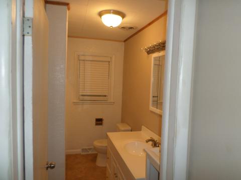160 E 145th St, Harvey, IL 60426 photo 10