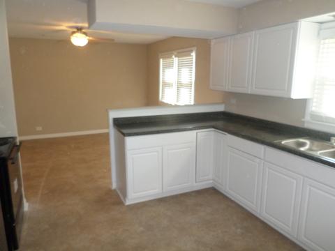 160 E 145th St, Harvey, IL 60426 photo 3