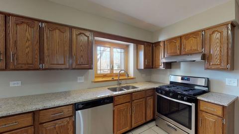 441 Fairway View Dr, Algonquin, IL 60102 photo 13