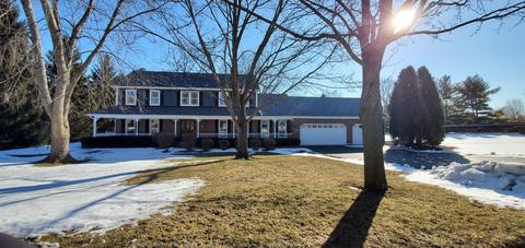441 Fairway View Dr, Algonquin, IL 60102 photo 1