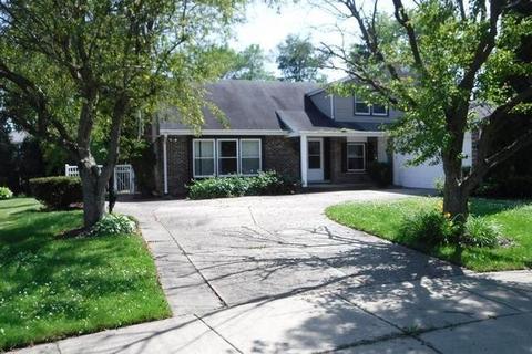 3941 Michael Ln, Glenview, IL 60026 photo 1
