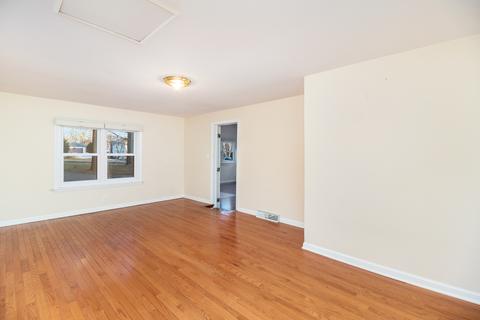 4508 Devon Ave, Lisle, IL 60532 photo 9