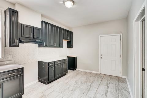 6512 S Champlain Ave, Chicago, IL 60637 photo 9