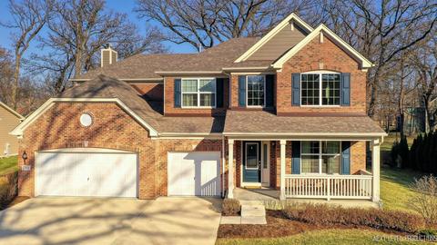 1701 Pondview Dr, Hoffman Estates, IL 60192 photo 2
