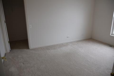 4480 Whitehall Ln, Algonquin, IL 60102 photo 15