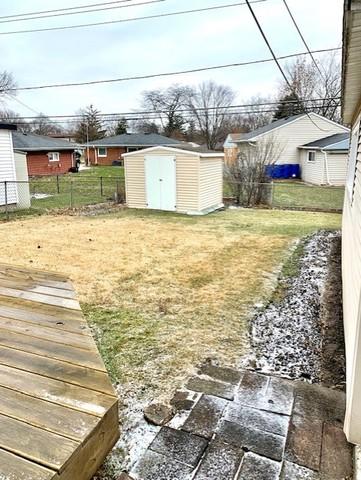 690 N Green Dr, Wheeling, IL 60090 photo 2