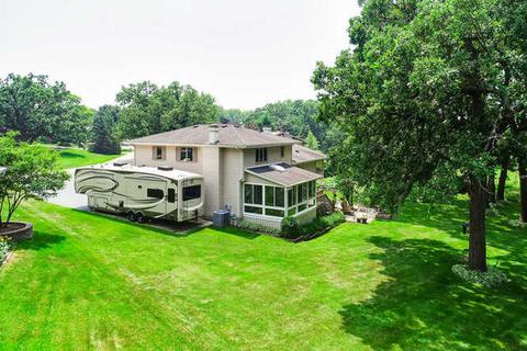 9 N620 Tipi Ln, Elgin, IL 60124 photo 34