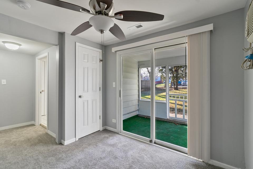  2208 Elizabeth Ave, Zion, IL 60099 photo 19