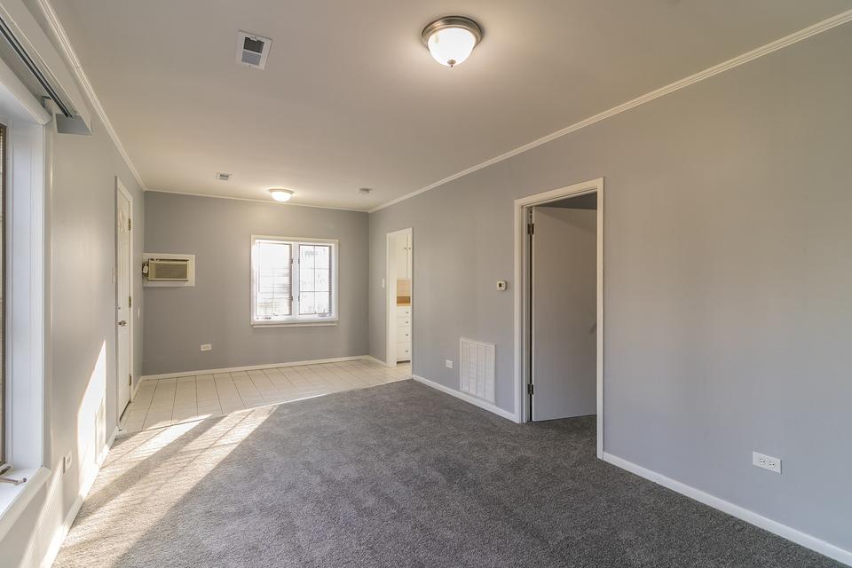  2208 Elizabeth Ave, Zion, IL 60099 photo 10