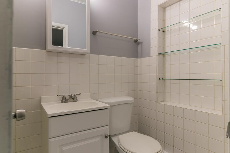  2208 Elizabeth Ave, Zion, IL 60099 photo 17