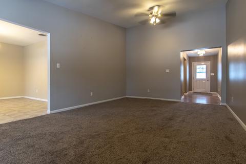 169 Valley View Dr, Seneca, IL 61360 photo 6