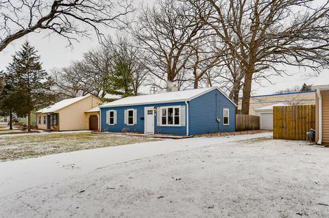 6 E Pine St, Streamwood, IL 60107 photo 1