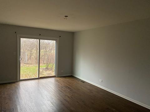 709 Bayside Ct, Wheeling, IL 60090 photo 3