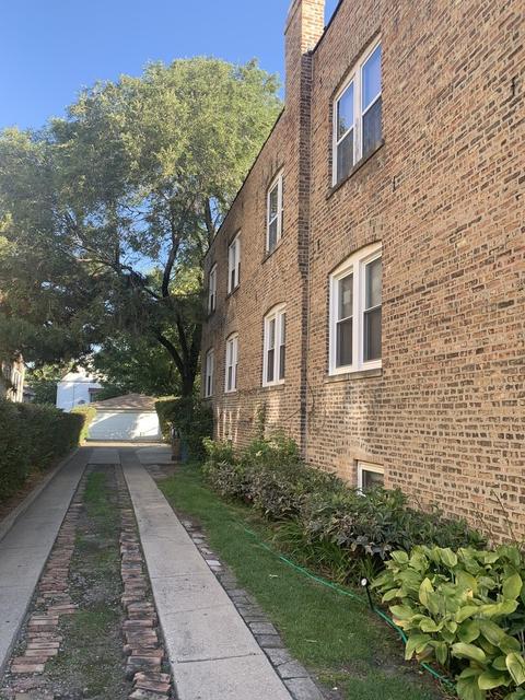 4902 W Cornelia Ave, Chicago, IL 60641 photo 2
