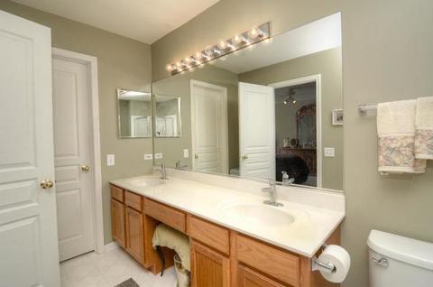 484 Topaz Ln, Bartlett, IL 60103 photo 24
