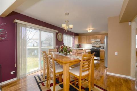 484 Topaz Ln, Bartlett, IL 60103 photo 13