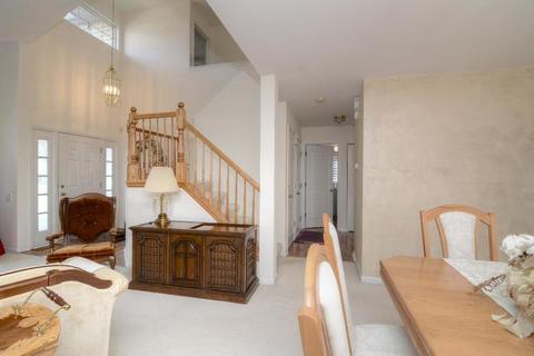 484 Topaz Ln, Bartlett, IL 60103 photo 8