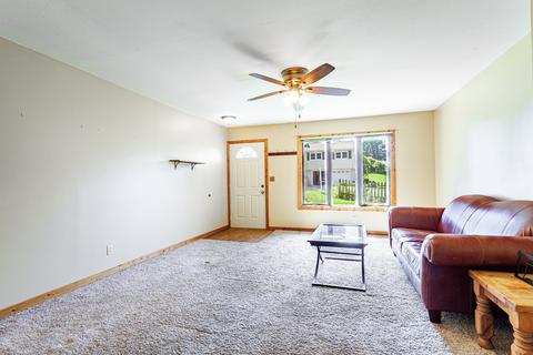 16176 Strawberry Rd, Morrison, IL 61270 photo 5