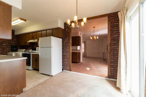 1592 Cornell Cir, Hoffman Estates, IL 60169 photo 6