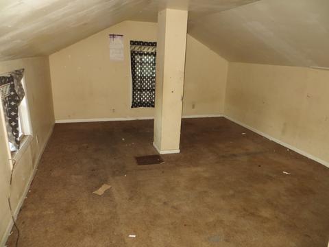 380 Ryerson Ave, Elgin, IL 60123 photo 8