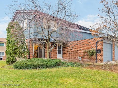 1235 Folkstone Ct, Wheaton, IL 60189 photo 1