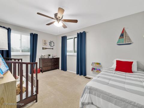 1235 Folkstone Ct, Wheaton, IL 60189 photo 10