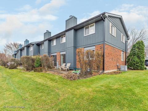 1235 Folkstone Ct, Wheaton, IL 60189 photo 18