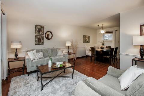 212 Vernon Ave, Wheaton, IL 60187 photo 4