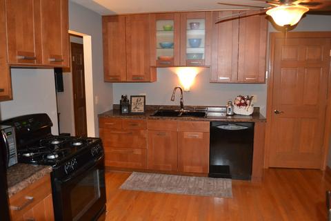 190 S Cook St, Braidwood, IL 60408 photo 8