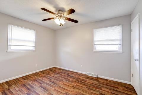 105 E North St, Towanda, IL 61776 photo 18