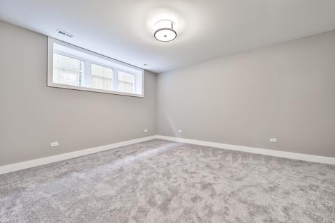 4629 S Champlain Ave, Chicago, IL 60653 photo 61