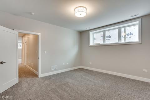 4629 S Champlain Ave, Chicago, IL 60653 photo 38
